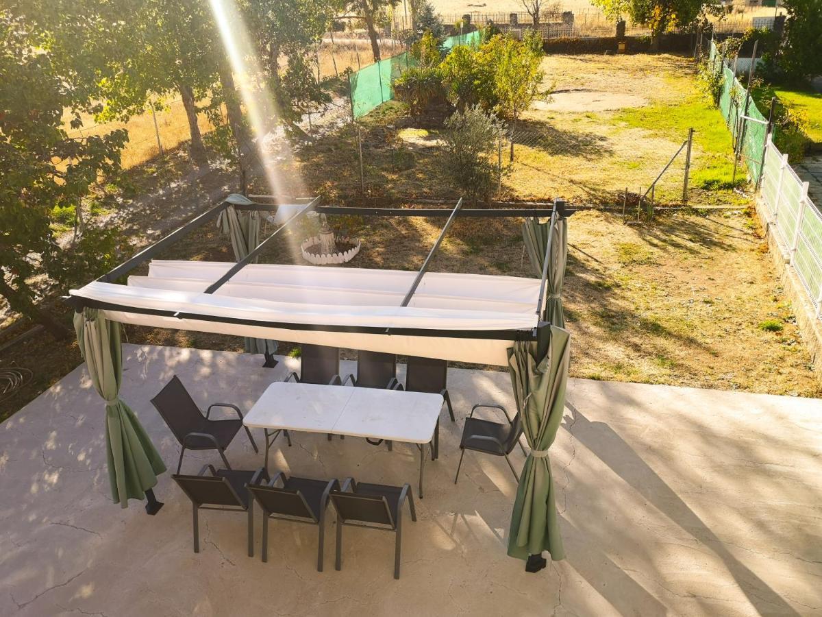 Agradable Casa Con Jardin: Casasola Villa San Cristóbal de Segovia Eksteriør billede